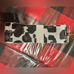 AHDORNED extra crossbody strap